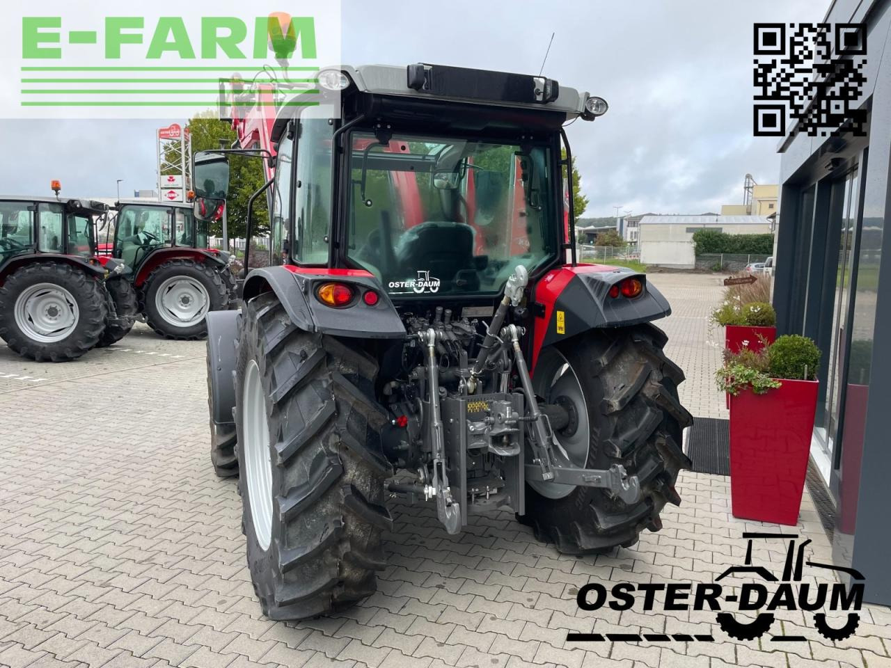 Massey Ferguson 4709 m 12x12 - Farm tractor: picture 5 Massey Ferguson 4709 m 12x12 - Farm tractor: picture 5