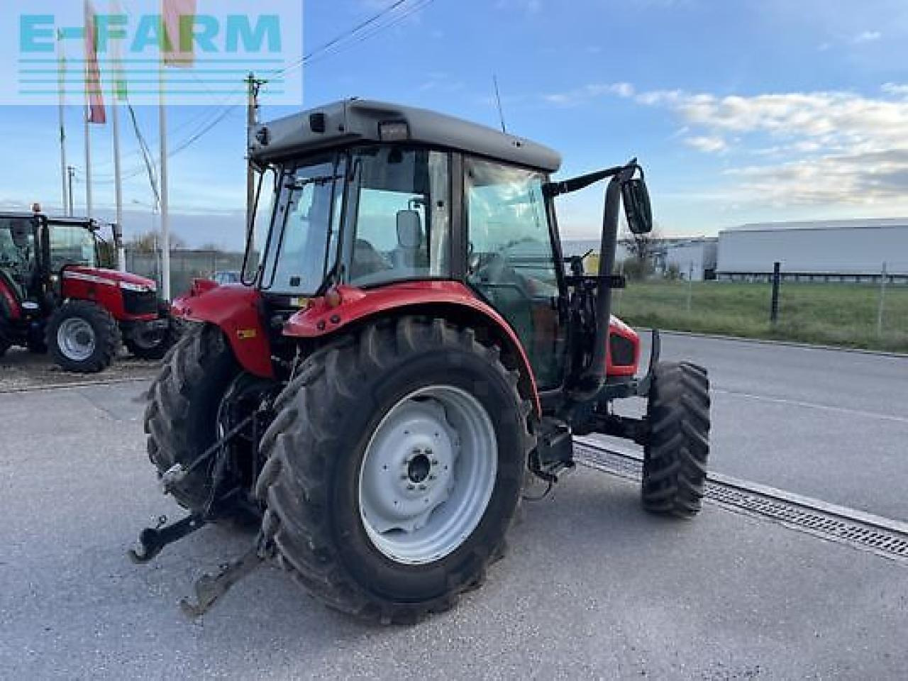 Massey Ferguson 5455 - Farm tractor: picture 4 Massey Ferguson 5455 - Farm tractor: picture 4