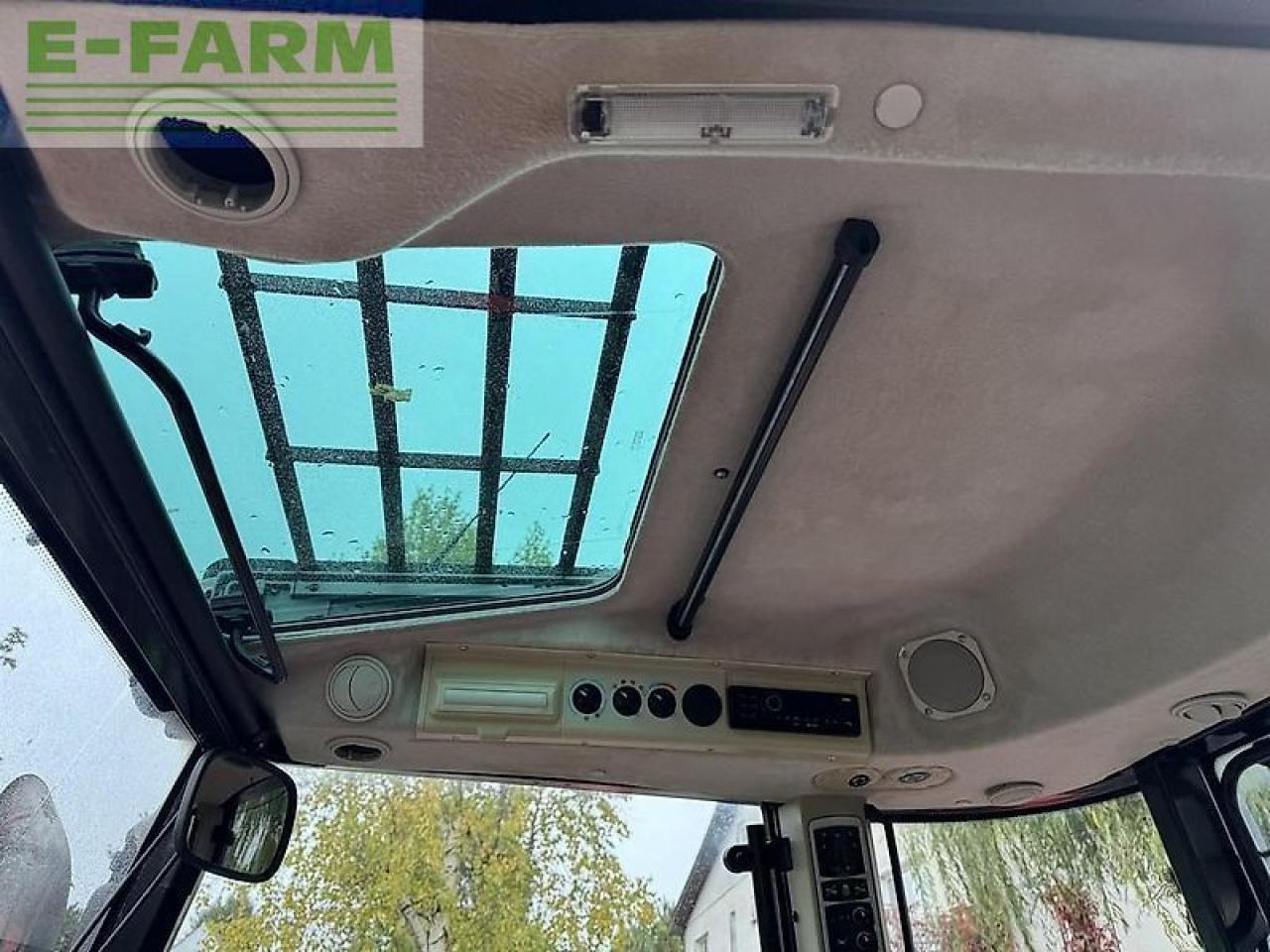 Farm tractor Massey Ferguson 5610 dyna-4 + mx t410: picture 14