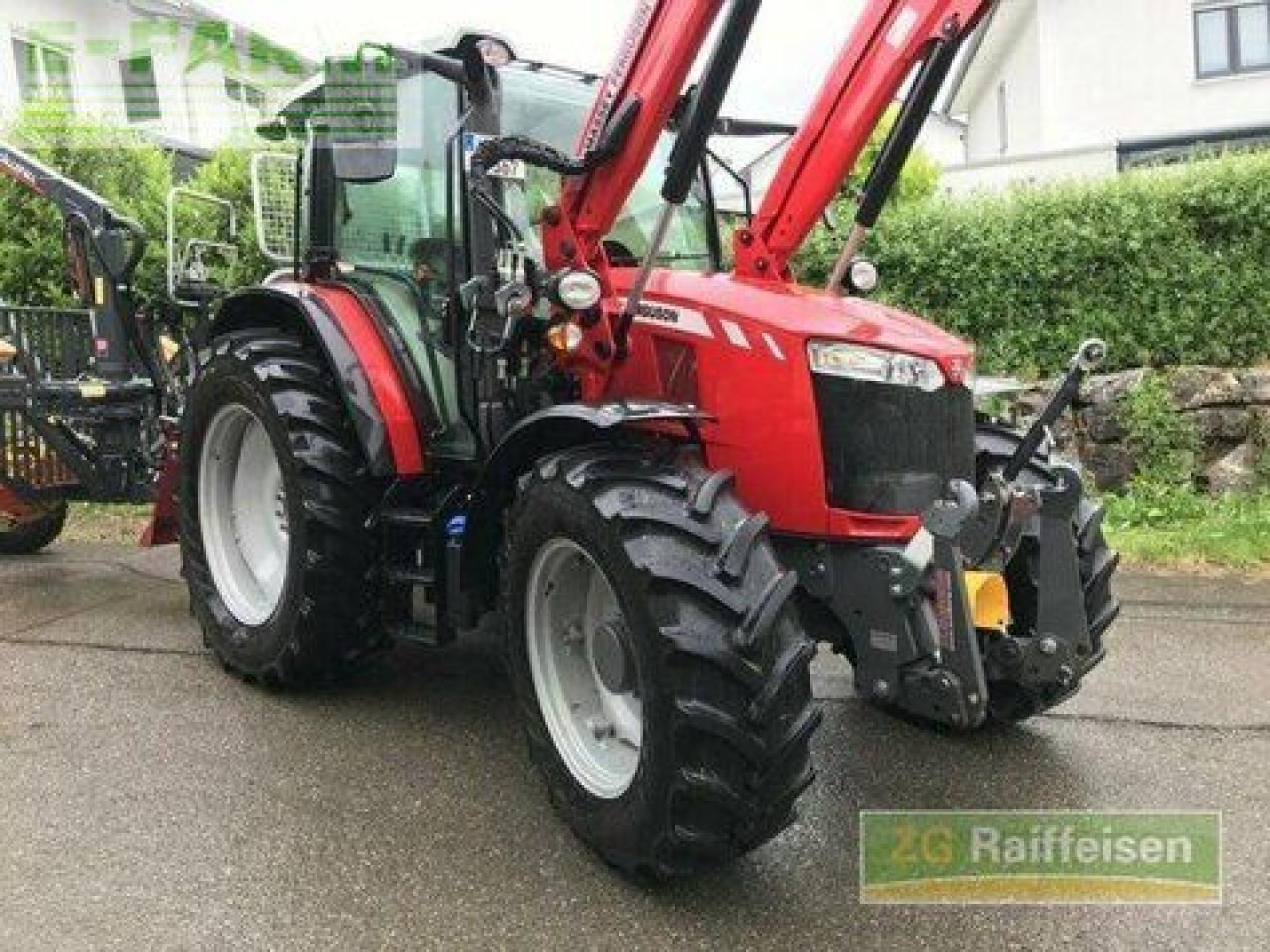 Massey Ferguson 5711 dyna 4 power - Farm tractor: picture 2 Massey Ferguson 5711 dyna 4 power - Farm tractor: picture 2