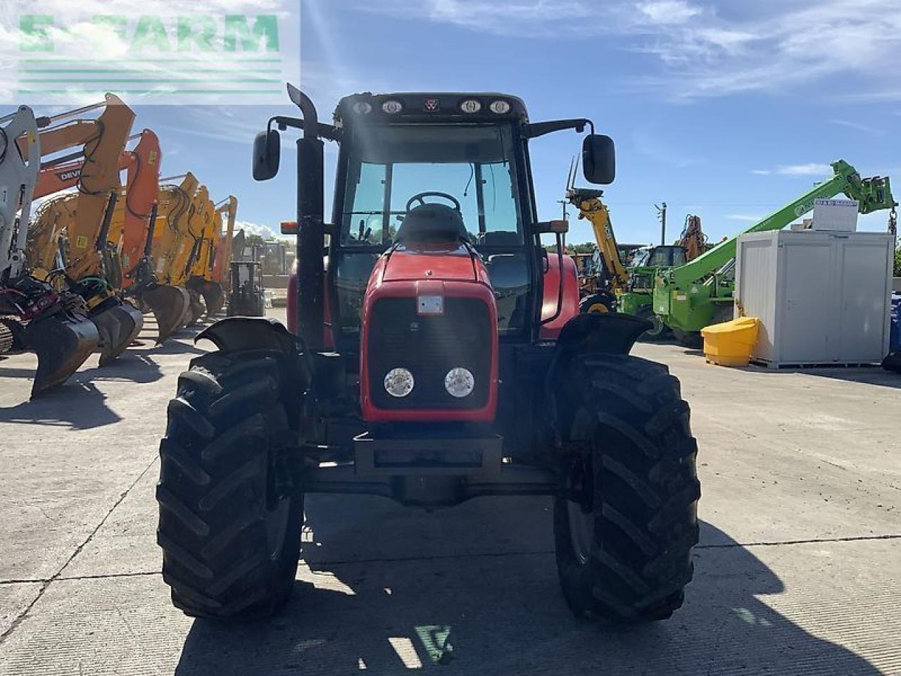 Massey Ferguson 6475 dyna 6 tractor (st22677) - Farm tractor: picture 3 Massey Ferguson 6475 dyna 6 tractor (st22677) - Farm tractor: picture 3