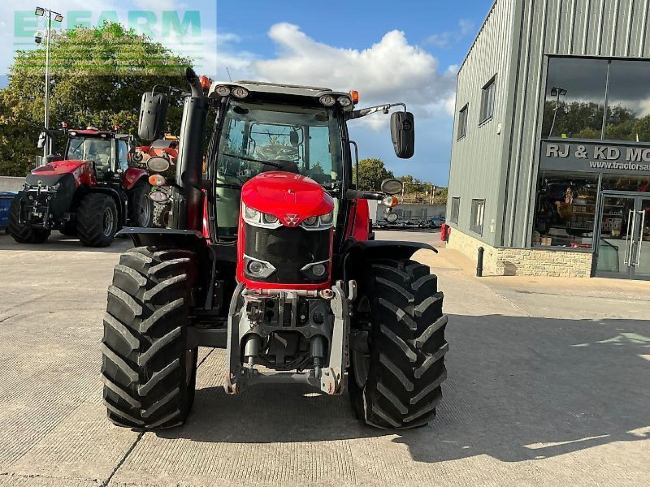 Massey Ferguson 6713s dyna6 tractor (st24311) - Farm tractor: picture 3 Massey Ferguson 6713s dyna6 tractor (st24311) - Farm tractor: picture 3