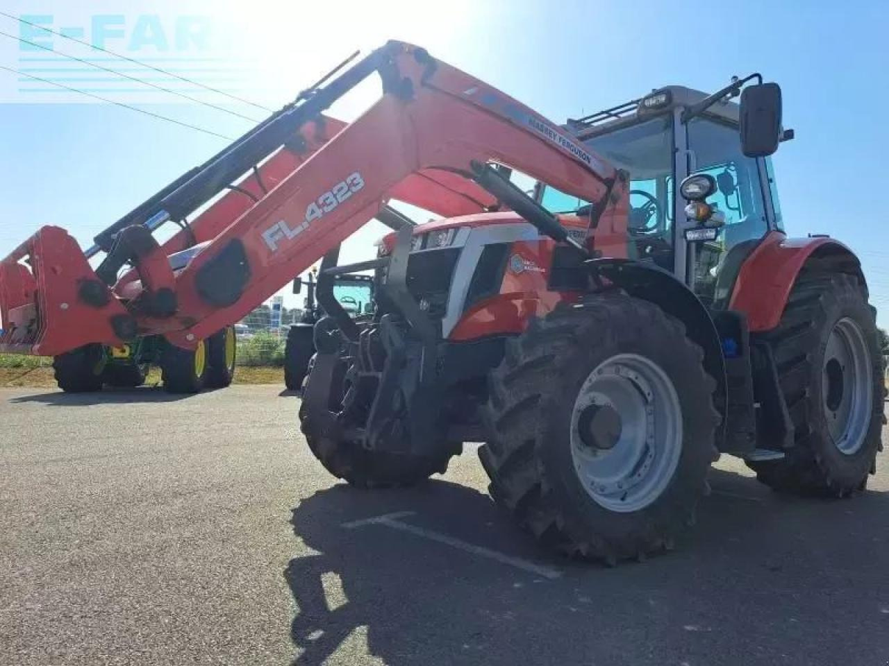 Massey Ferguson 6s.135 - Farm tractor: picture 1 Massey Ferguson 6s.135 - Farm tractor: picture 1