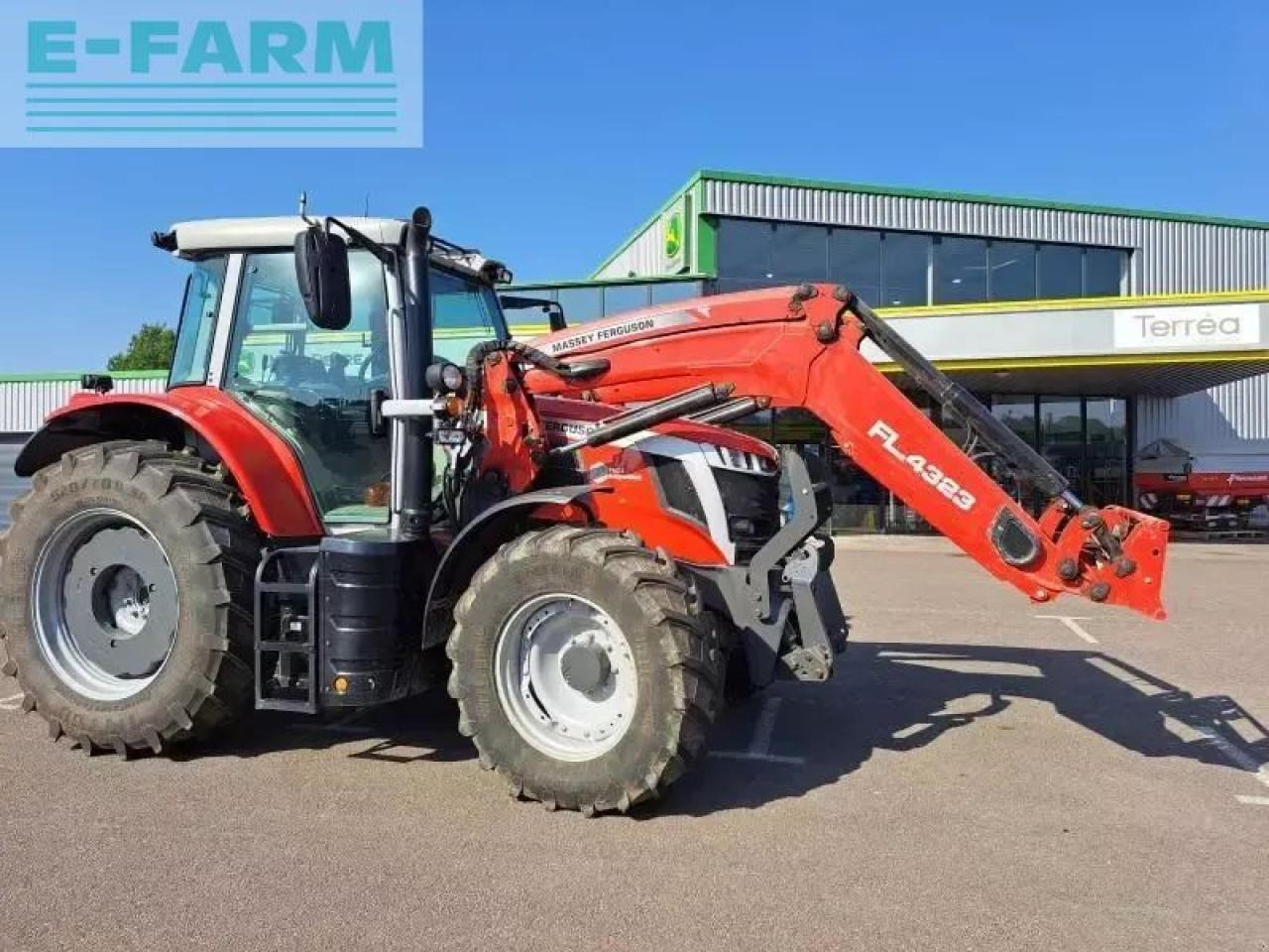 Massey Ferguson 6s.135 - Farm tractor: picture 2 Massey Ferguson 6s.135 - Farm tractor: picture 2