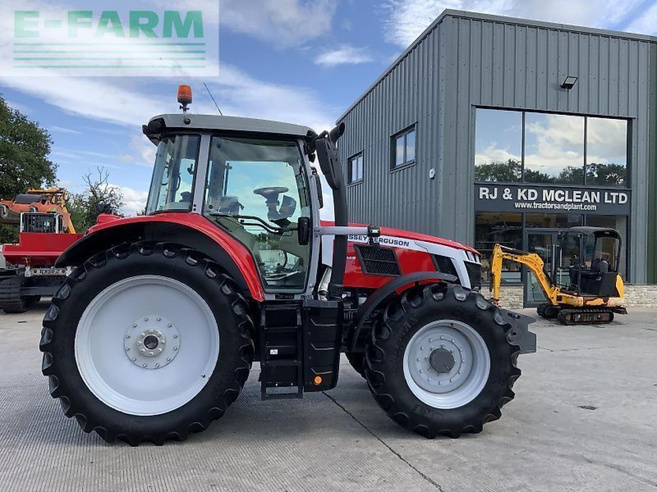 Massey Ferguson 6s.145 tractor (st23784) - Farm tractor: picture 1 Massey Ferguson 6s.145 tractor (st23784) - Farm tractor: picture 1