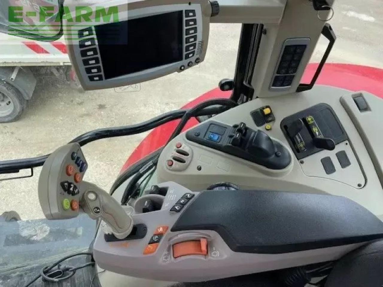 Massey Ferguson 7619 - Farm tractor: picture 4 Massey Ferguson 7619 - Farm tractor: picture 4