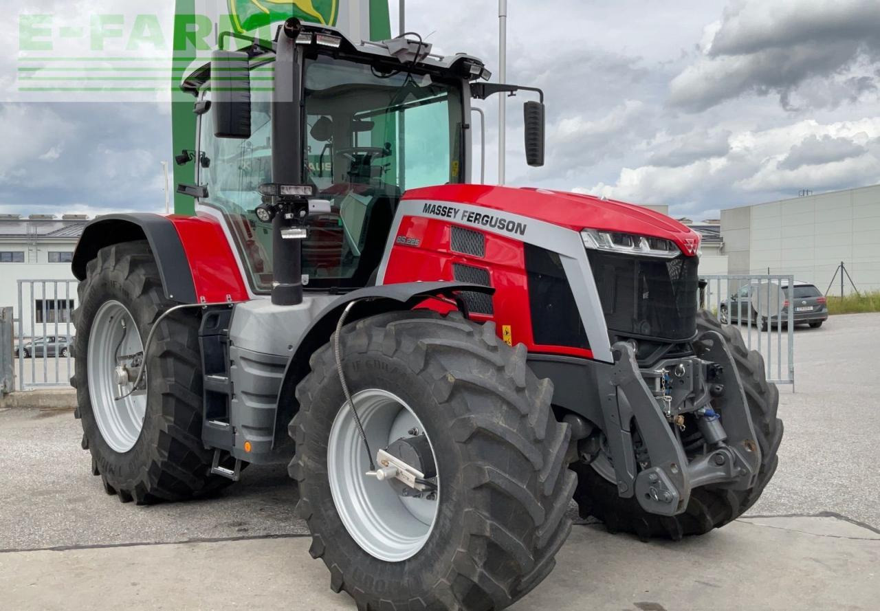 Massey Ferguson 8S.225 Dyna E-Power EXC - Farm tractor: picture 4 Massey Ferguson 8S.225 Dyna E-Power EXC - Farm tractor: picture 4