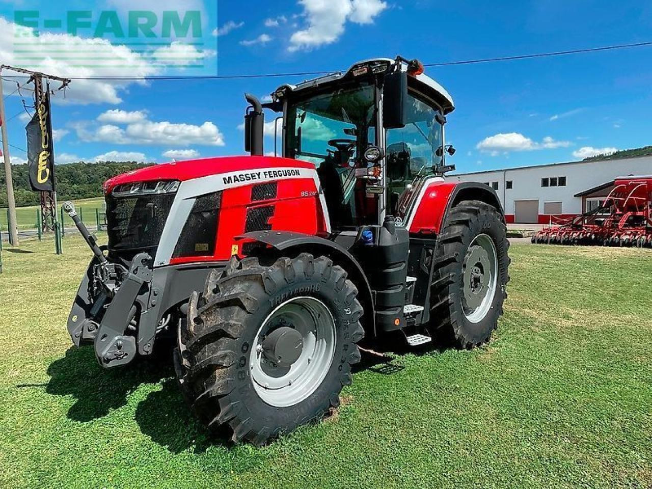 Massey Ferguson 8s.245 dyna-7 exclusive Exclusive - Farm tractor: picture 1 Massey Ferguson 8s.245 dyna-7 exclusive Exclusive - Farm tractor: picture 1