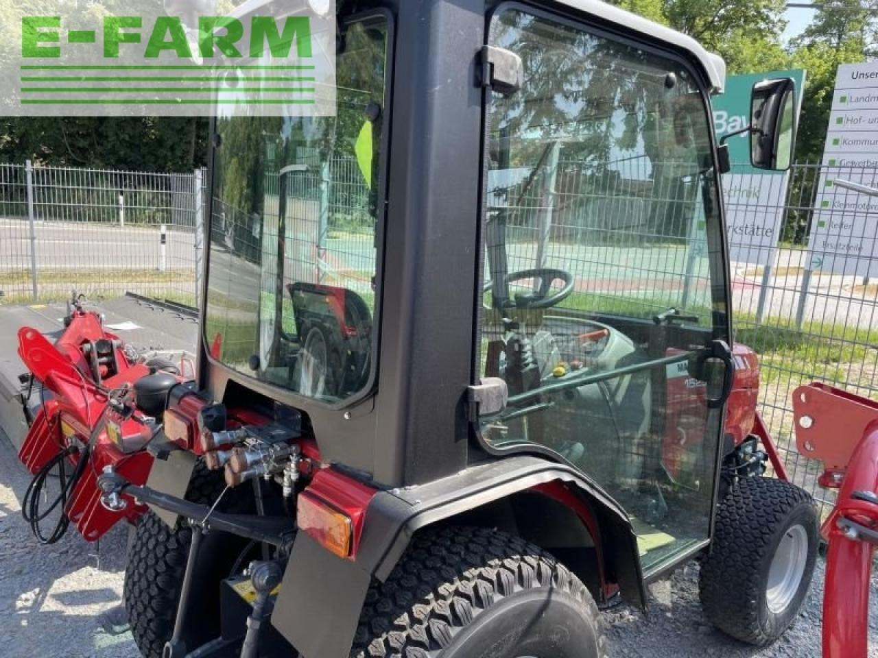 Massey Ferguson mf 1525 hp massey-ferguson tra - Farm tractor: picture 2 Massey Ferguson mf 1525 hp massey-ferguson tra - Farm tractor: picture 2