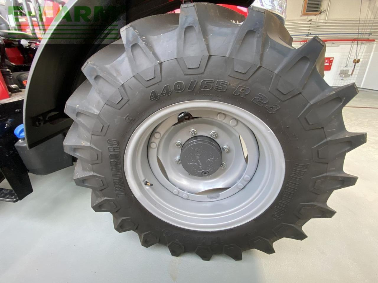 Massey Ferguson mf 4708 m plattform - Farm tractor: picture 5 Massey Ferguson mf 4708 m plattform - Farm tractor: picture 5