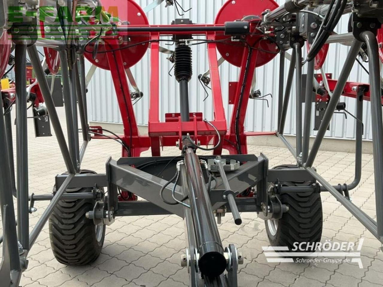 Massey Ferguson td 1310x trc (lotus 1250 t) - Tedder/ Rake: picture 5 Massey Ferguson td 1310x trc (lotus 1250 t) - Tedder/ Rake: picture 5