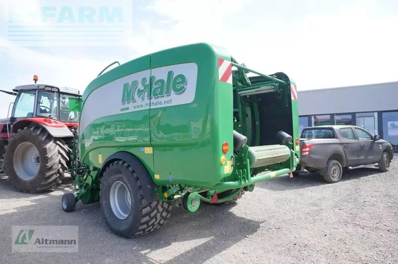 Mc Hale fusion 3 pro - Square baler: picture 2 Mc Hale fusion 3 pro - Square baler: picture 2