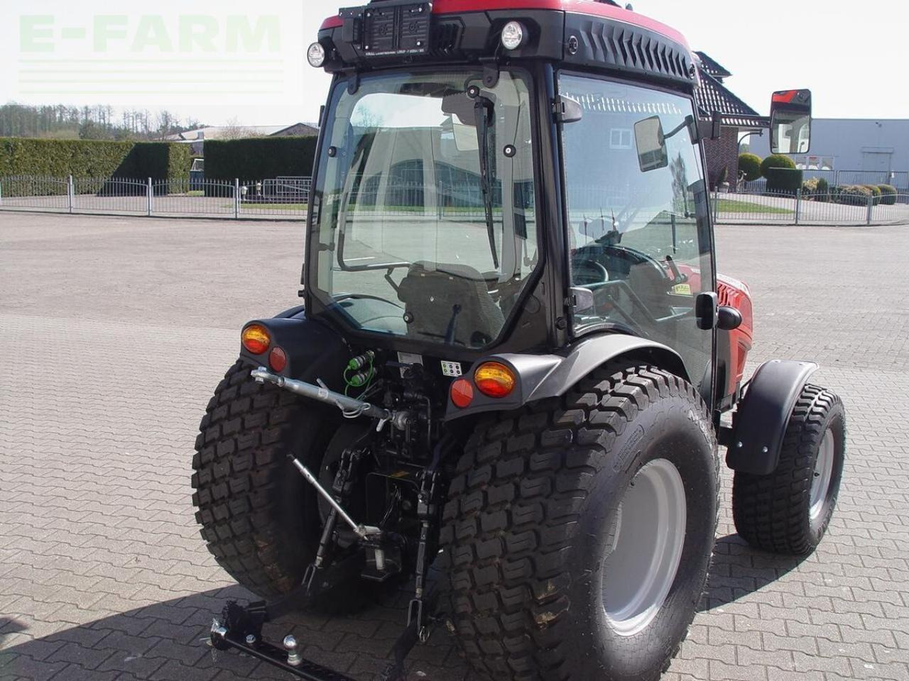 McCormick x2.055 - Farm tractor: picture 5 McCormick x2.055 - Farm tractor: picture 5