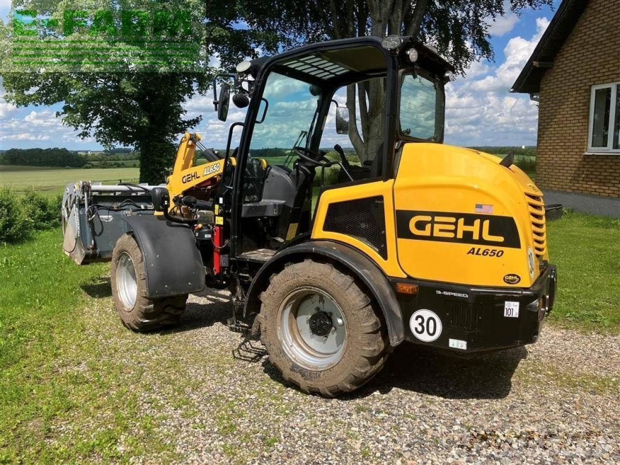 Mustang al 650 - Mini excavator: picture 1 Mustang al 650 - Mini excavator: picture 1
