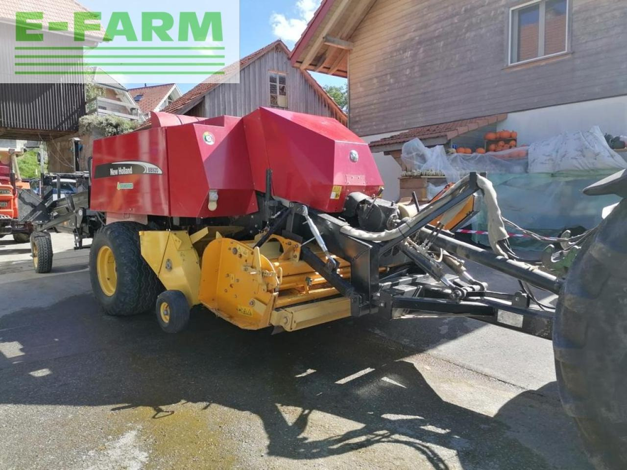 New Holland BB 920 - Square baler: picture 1 New Holland BB 920 - Square baler: picture 1