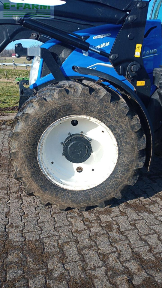 Farm tractor New Holland T5.140 AC AC: picture 17
