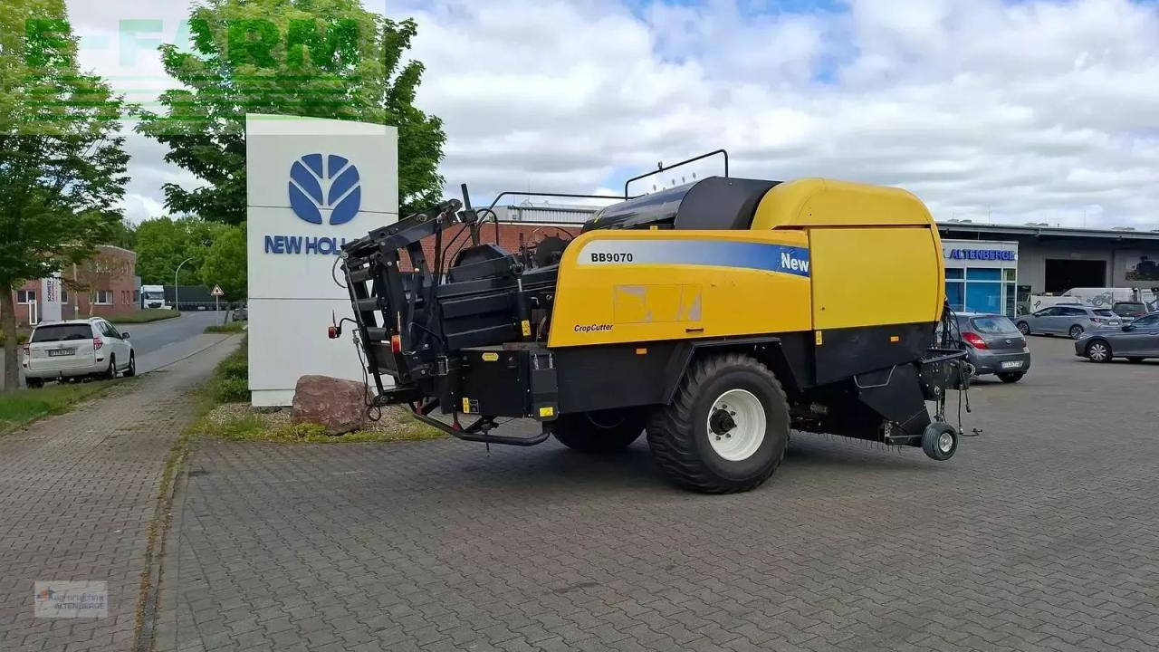 New Holland bb 9070 - Square baler: picture 2 New Holland bb 9070 - Square baler: picture 2