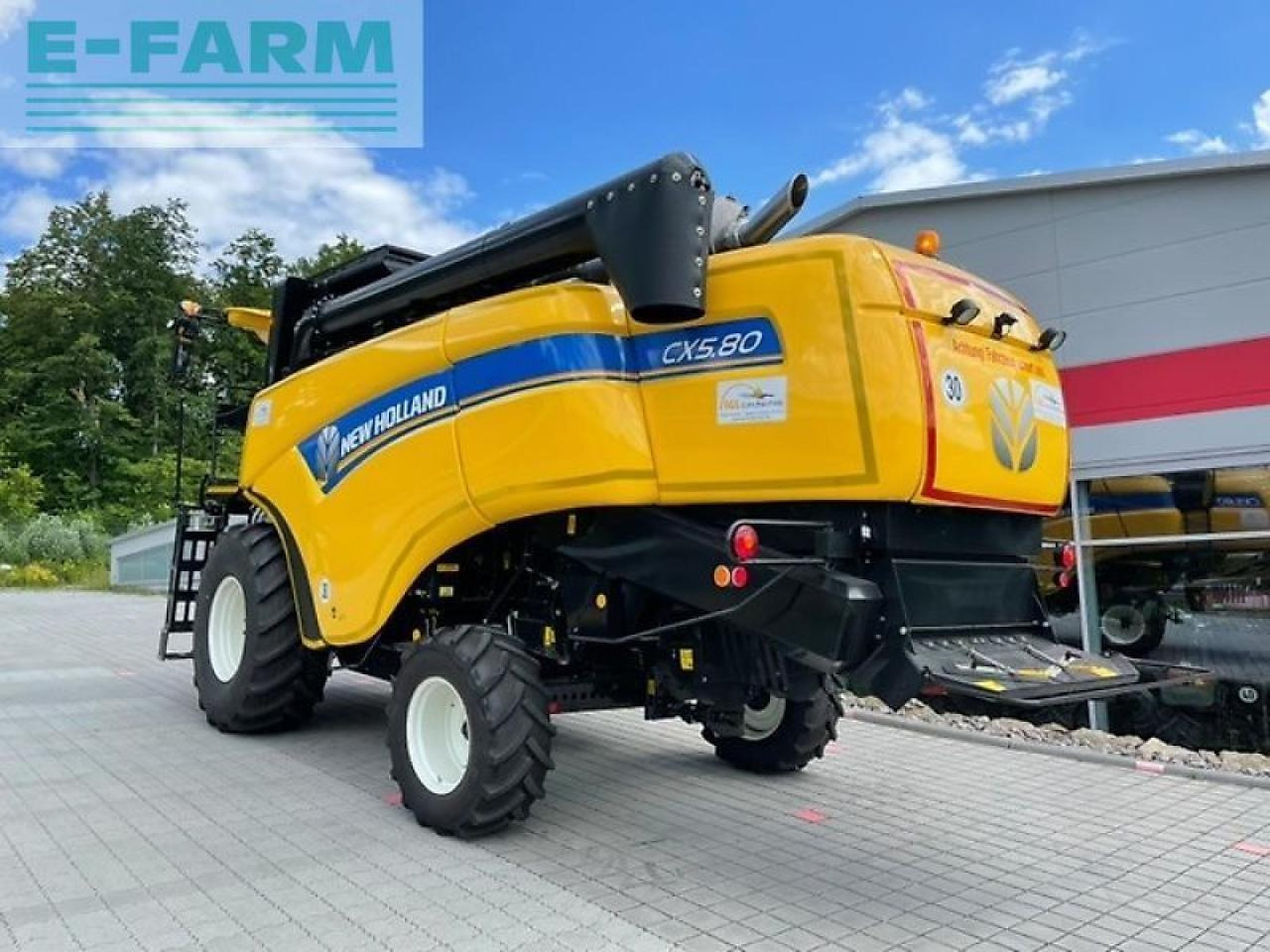 New Holland cx 5.80 - Combine harvester: picture 3 New Holland cx 5.80 - Combine harvester: picture 3