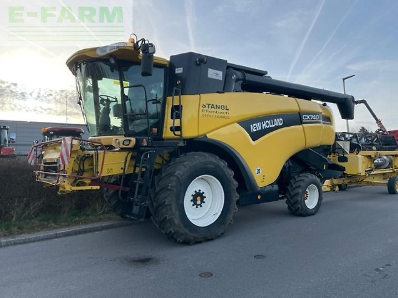 New Holland cx 740 - Combine harvester: picture 1 New Holland cx 740 - Combine harvester: picture 1