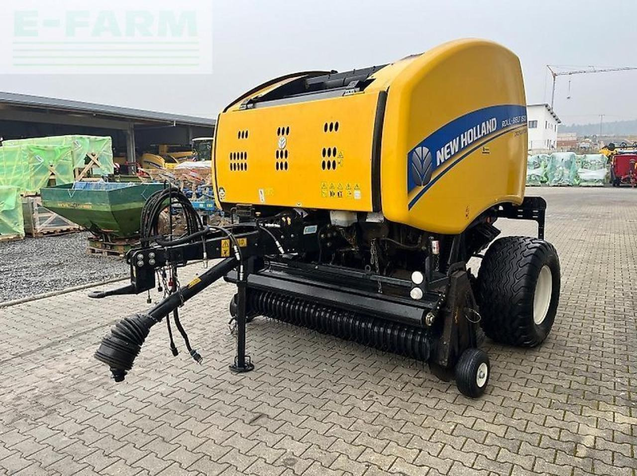 New Holland rb 150 crop c - Square baler: picture 2 New Holland rb 150 crop c - Square baler: picture 2