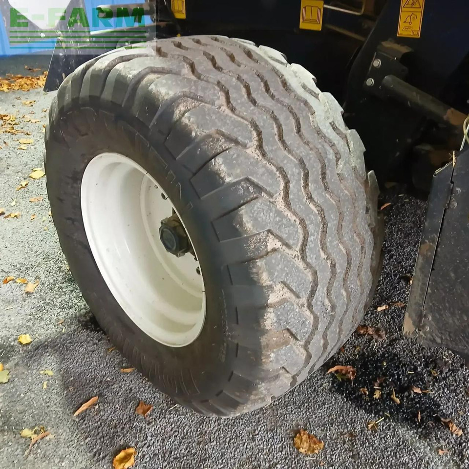 Square baler New Holland rb 180: picture 6 Square baler New Holland rb 180: picture 6