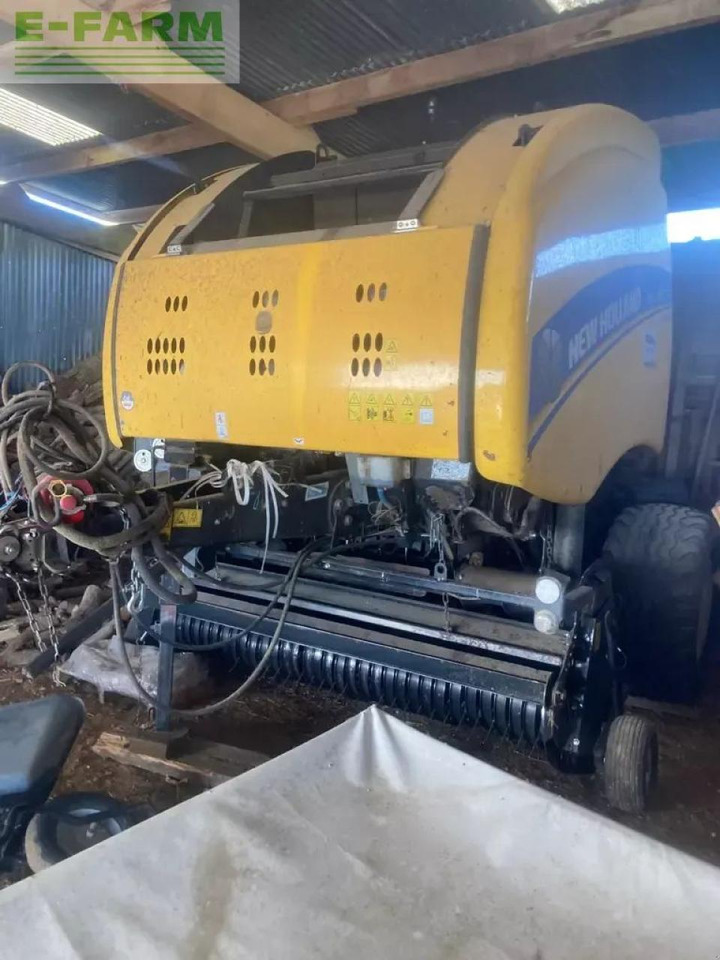 New Holland roll belt 180 - Square baler: picture 2 New Holland roll belt 180 - Square baler: picture 2