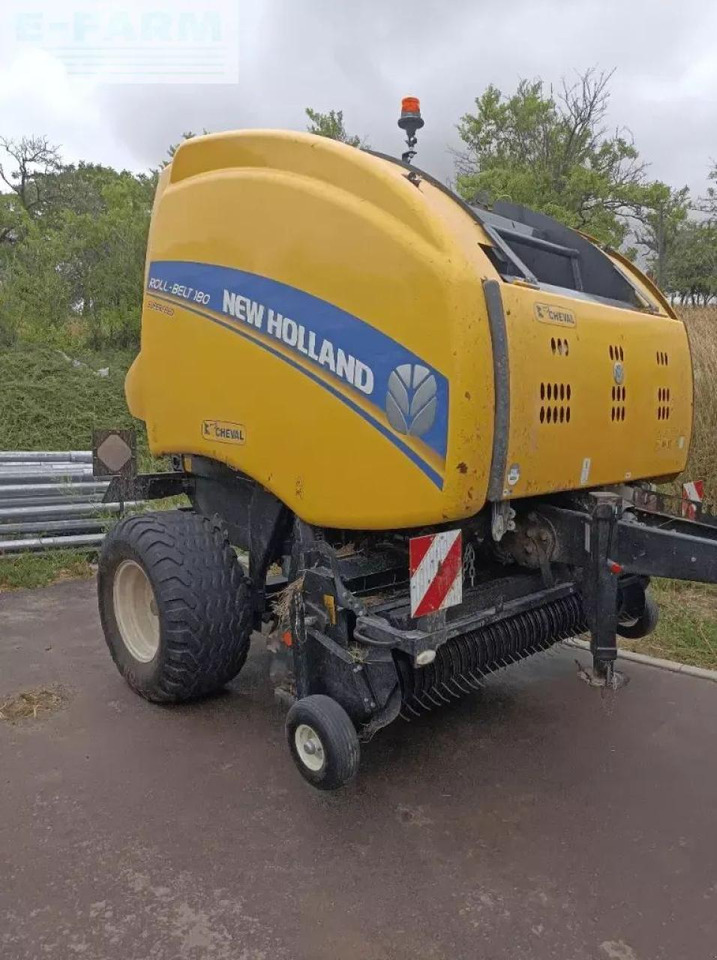 New Holland rolt belt 180 superfeed - Square baler: picture 2 New Holland rolt belt 180 superfeed - Square baler: picture 2