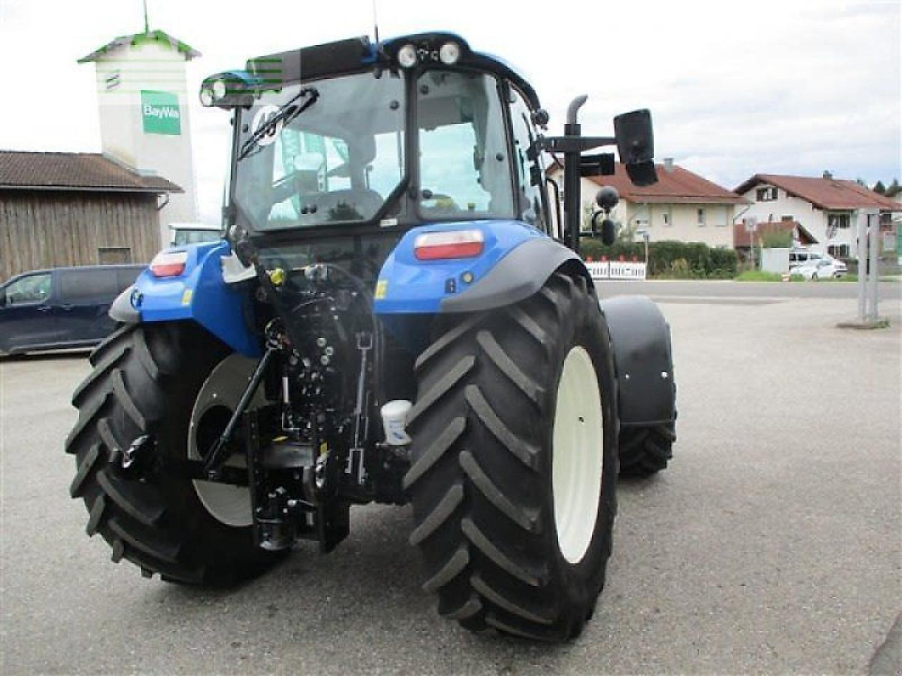 New Holland t 5.95 #863 - Farm tractor: picture 5 New Holland t 5.95 #863 - Farm tractor: picture 5