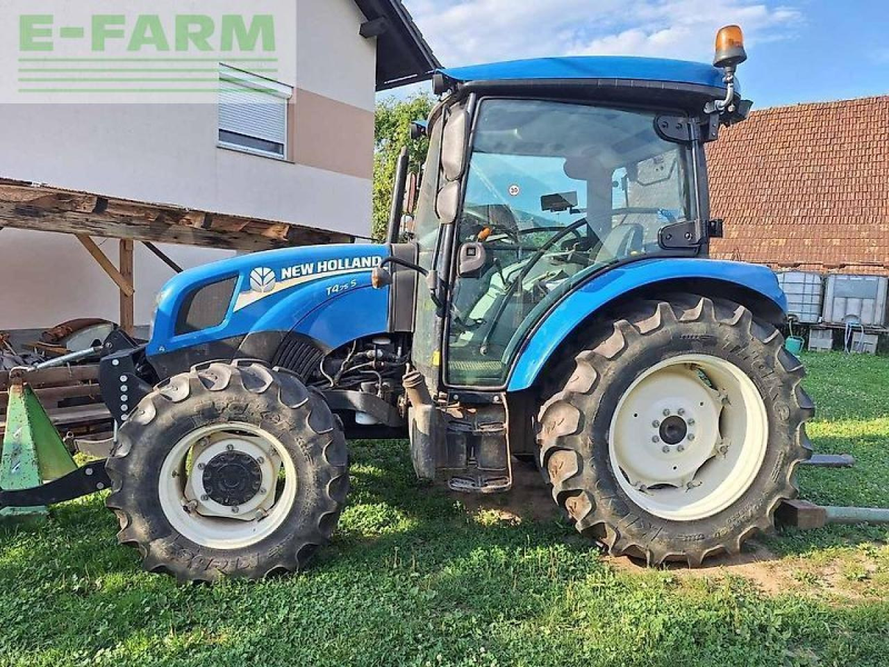 New Holland t4.75s S - Farm tractor: picture 2 New Holland t4.75s S - Farm tractor: picture 2