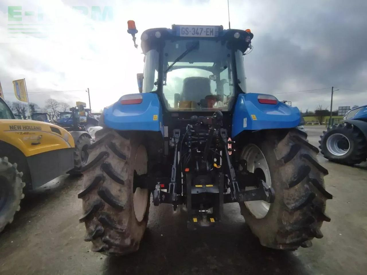 New Holland t5.100ec EC - Farm tractor: picture 5 New Holland t5.100ec EC - Farm tractor: picture 5