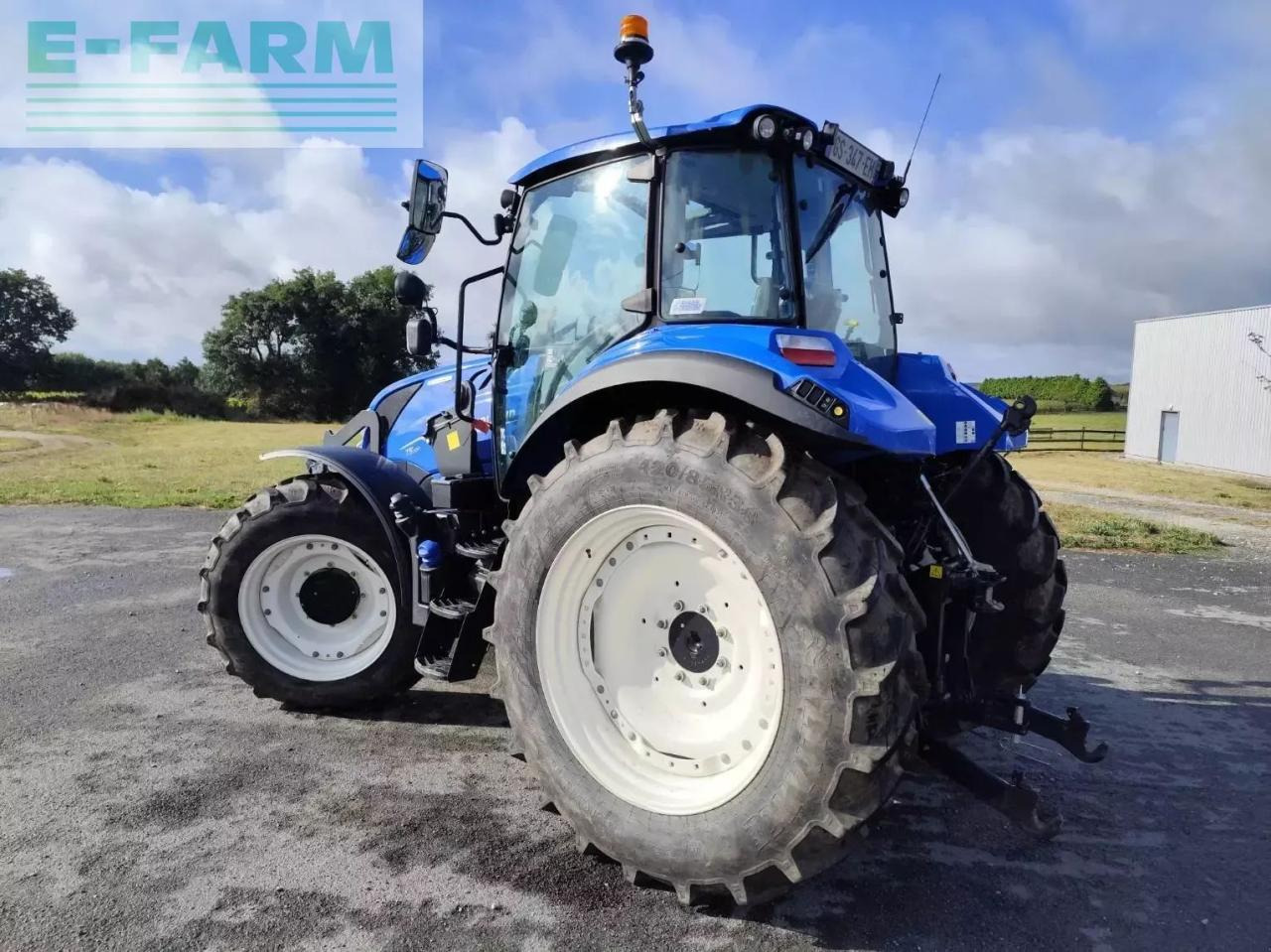 New Holland t5.100ec - Farm tractor: picture 3 New Holland t5.100ec - Farm tractor: picture 3