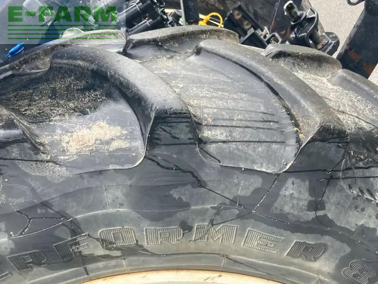 Farm tractor New Holland t6.155: picture 10