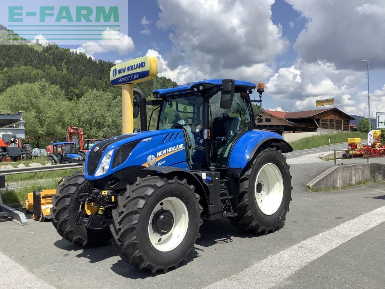 New Holland t6.165 auto command sidewinder ii (stage v) - Farm tractor: picture 1 New Holland t6.165 auto command sidewinder ii (stage v) - Farm tractor: picture 1