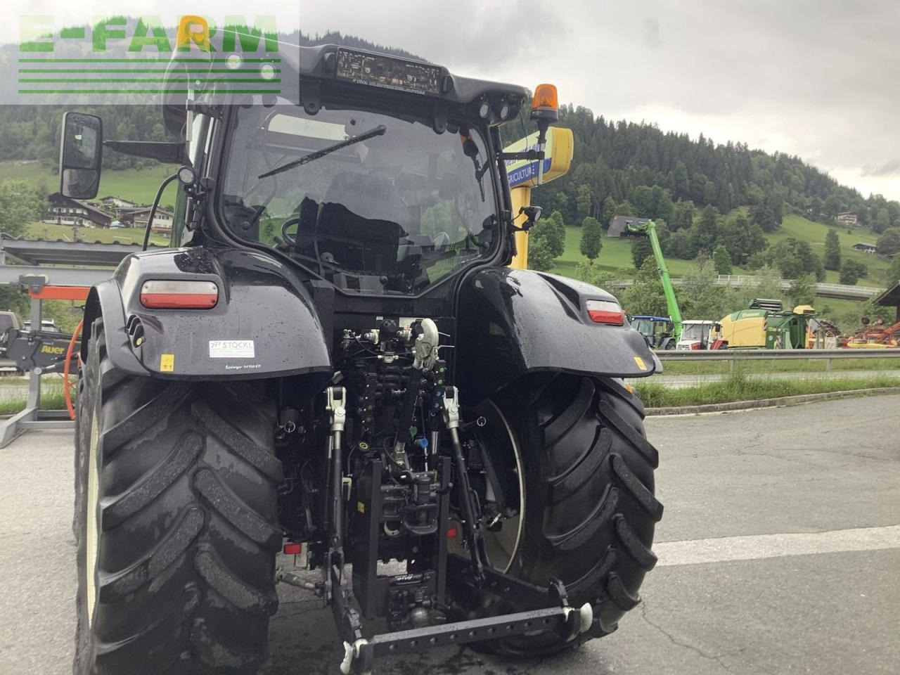 New Holland t6.165 dynamic command sidewinder ii - Farm tractor: picture 3 New Holland t6.165 dynamic command sidewinder ii - Farm tractor: picture 3