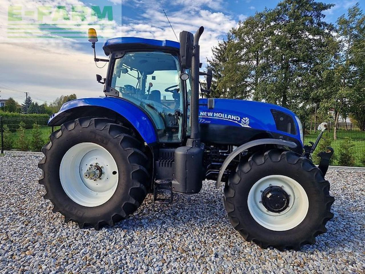 New Holland t7.200 powercommand - Farm tractor: picture 5 New Holland t7.200 powercommand - Farm tractor: picture 5