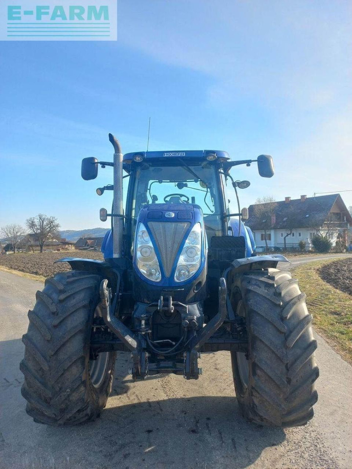 New Holland t7.210 auto command - Farm tractor: picture 2 New Holland t7.210 auto command - Farm tractor: picture 2