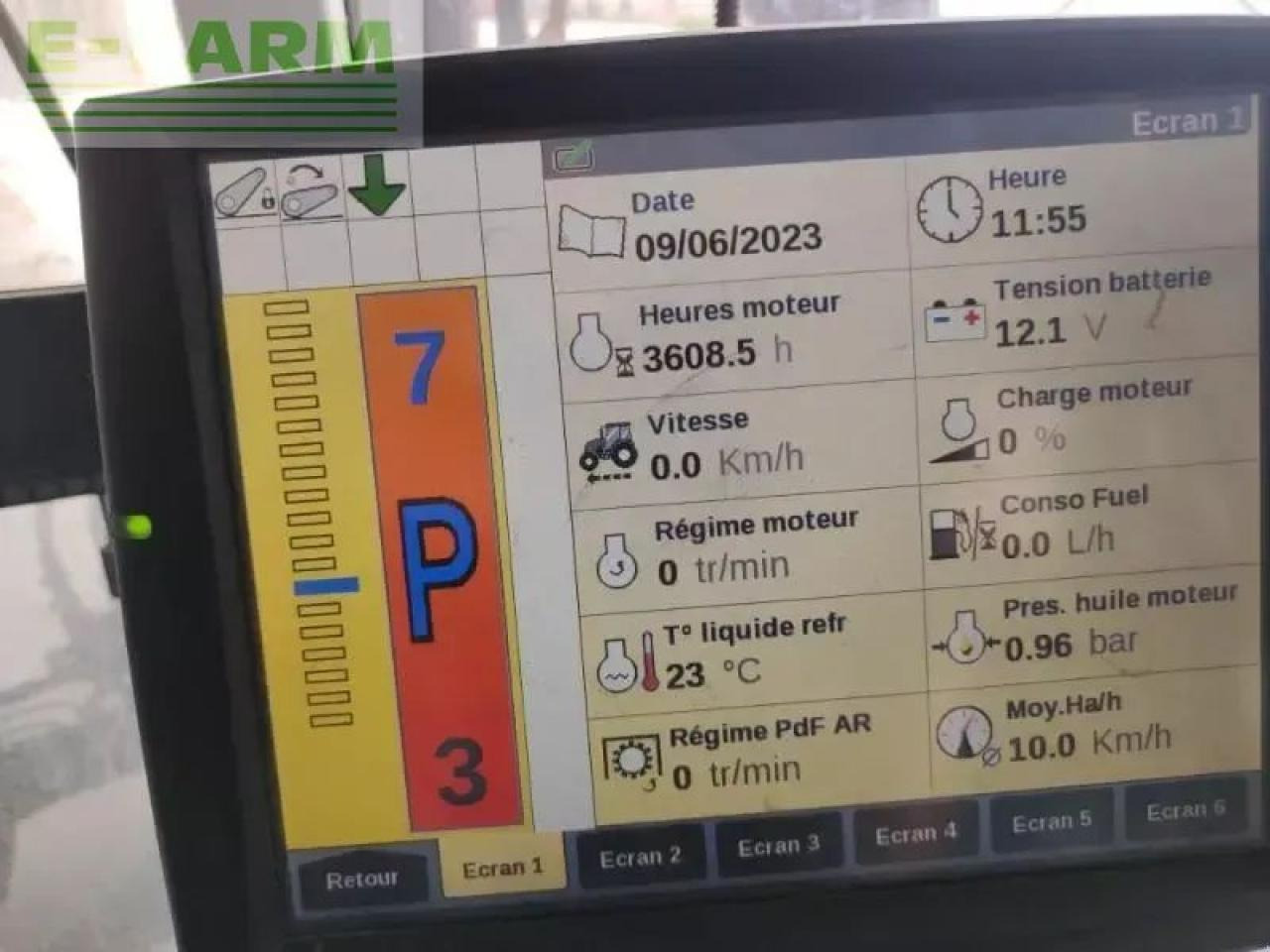 New Holland t7-220pc-sw - Farm tractor: picture 3 New Holland t7-220pc-sw - Farm tractor: picture 3