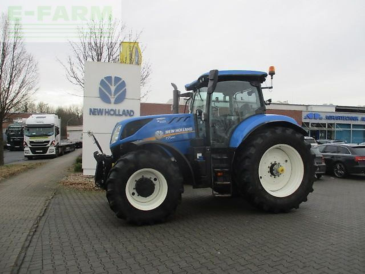 New Holland t7.230 ac - Farm tractor: picture 1 New Holland t7.230 ac - Farm tractor: picture 1