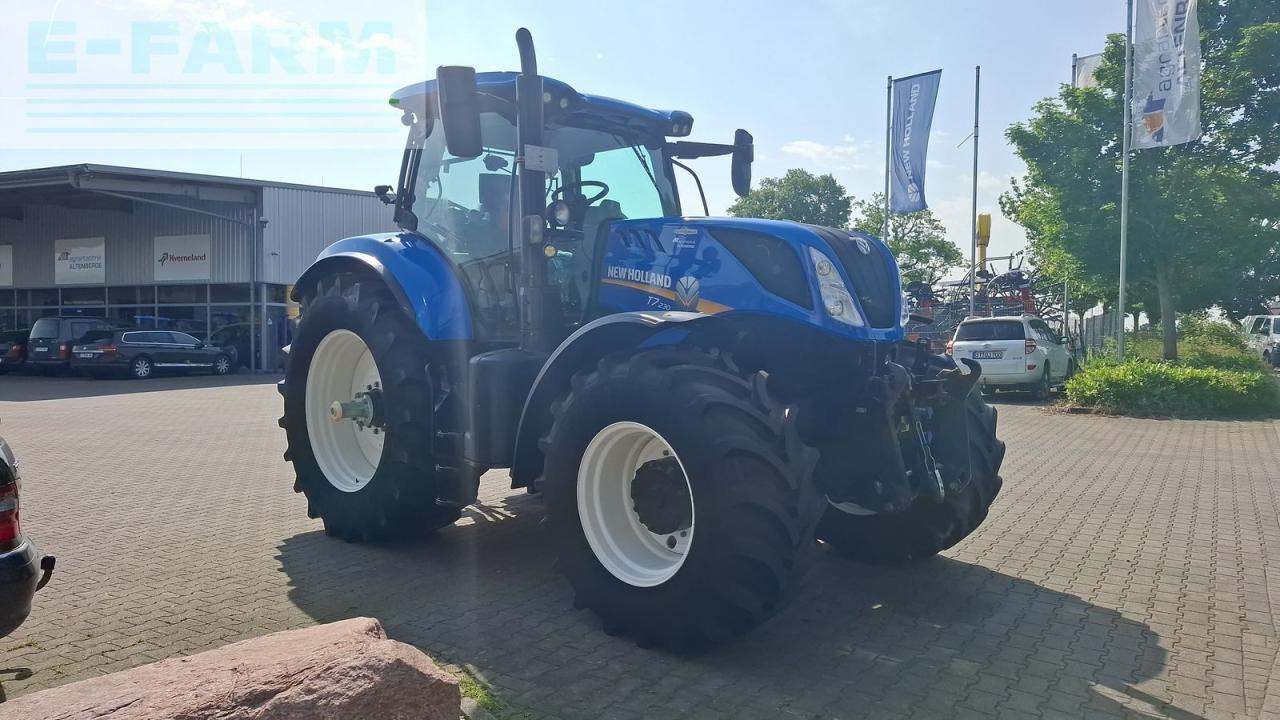 New Holland t7.230 ac mit plm-vorbereitung - Farm tractor: picture 4 New Holland t7.230 ac mit plm-vorbereitung - Farm tractor: picture 4