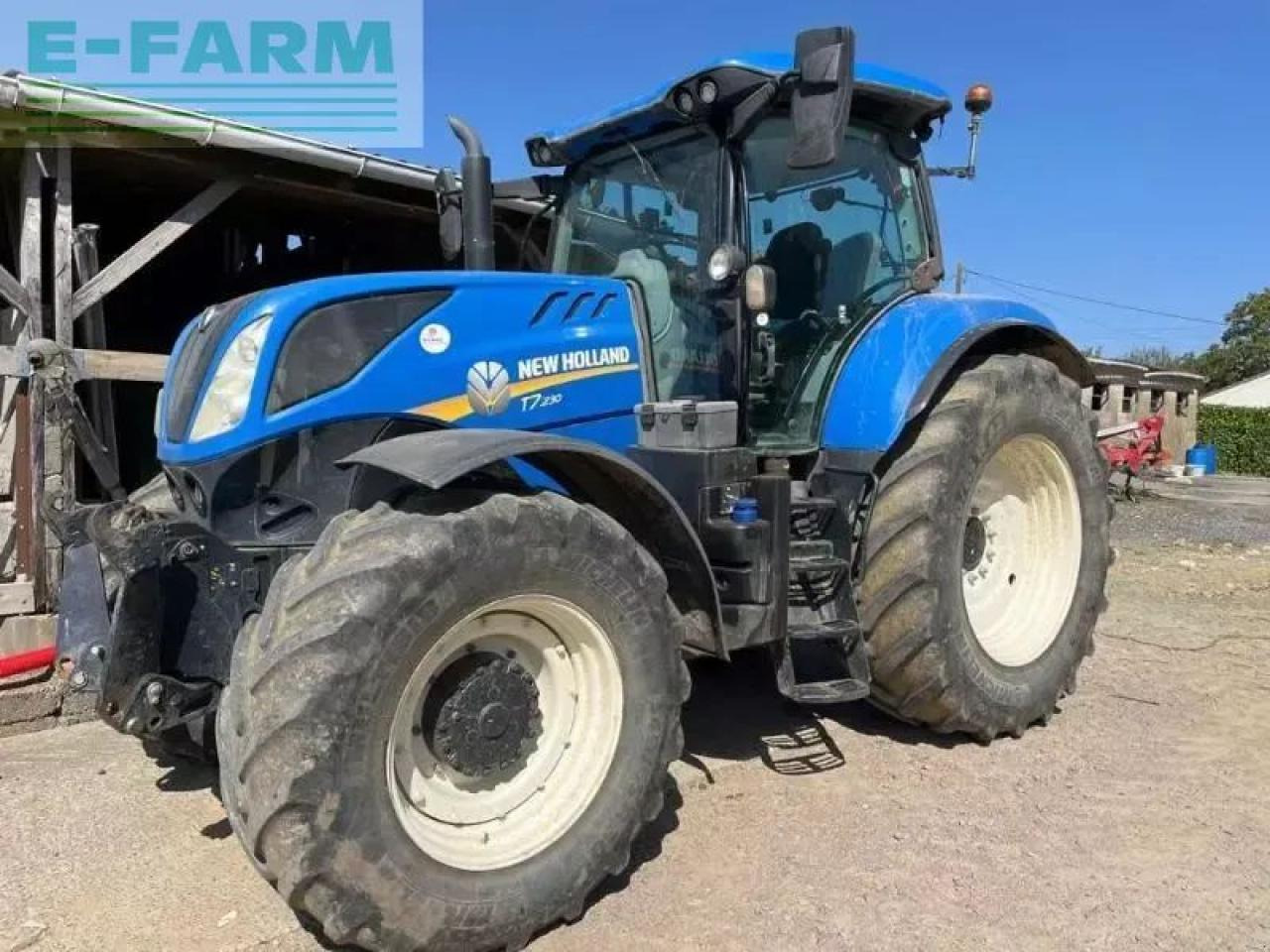 New Holland t7-230pc - Farm tractor: picture 4 New Holland t7-230pc - Farm tractor: picture 4