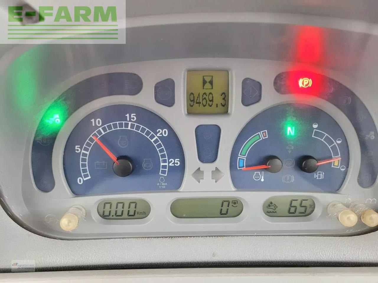 Farm tractor New Holland t7.250 ac: picture 9