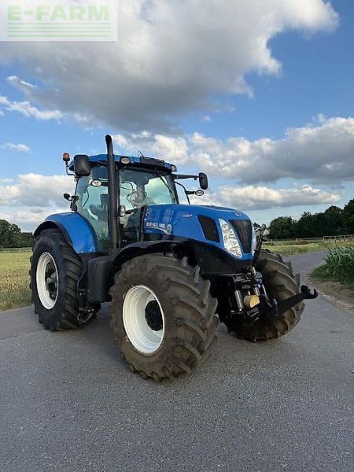New Holland t7.250 autocommand - Farm tractor: picture 1 New Holland t7.250 autocommand - Farm tractor: picture 1