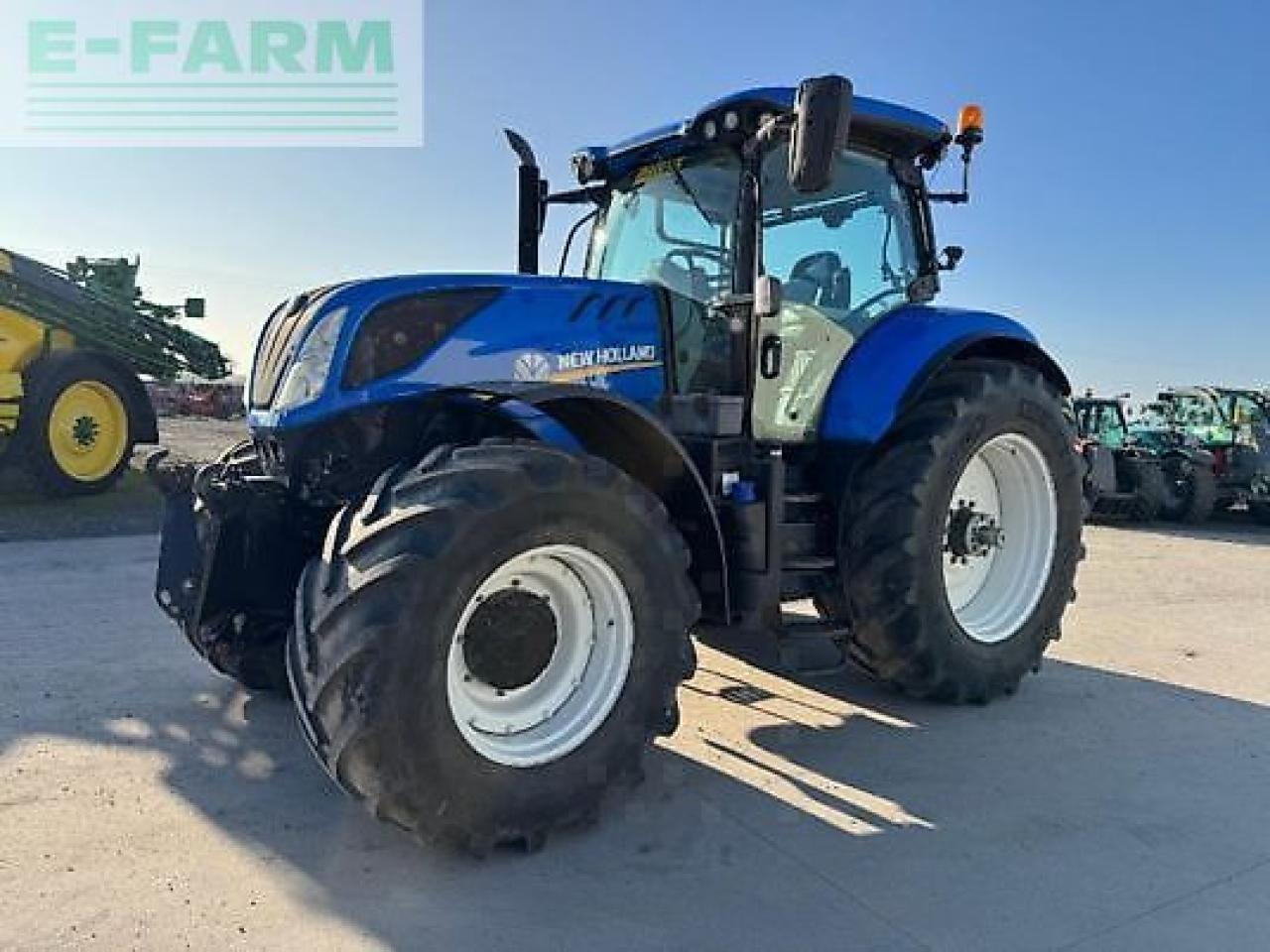 New Holland t7.260 pc - Farm tractor: picture 1 New Holland t7.260 pc - Farm tractor: picture 1