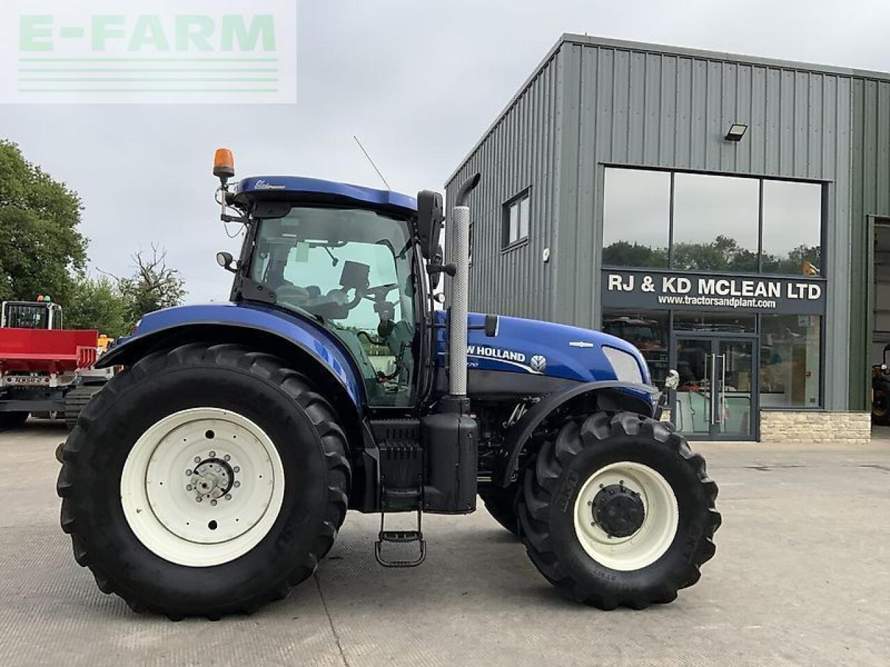 New Holland t7.270 blue power tractor (st23715) - Farm tractor: picture 1 New Holland t7.270 blue power tractor (st23715) - Farm tractor: picture 1