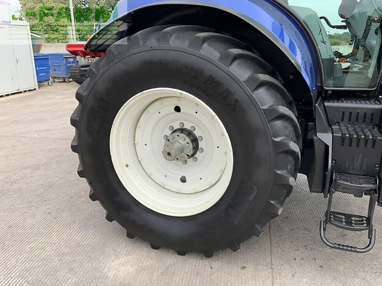 New Holland t7.270 blue power tractor (st23715) - Farm tractor: picture 5 New Holland t7.270 blue power tractor (st23715) - Farm tractor: picture 5
