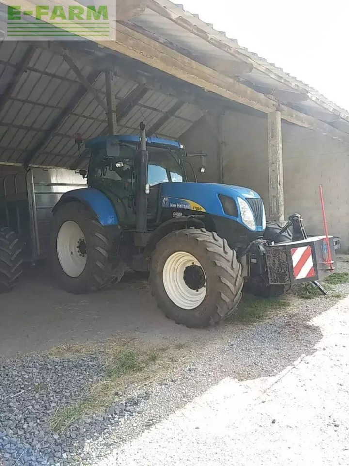 New Holland t7060 - Farm tractor: picture 1 New Holland t7060 - Farm tractor: picture 1