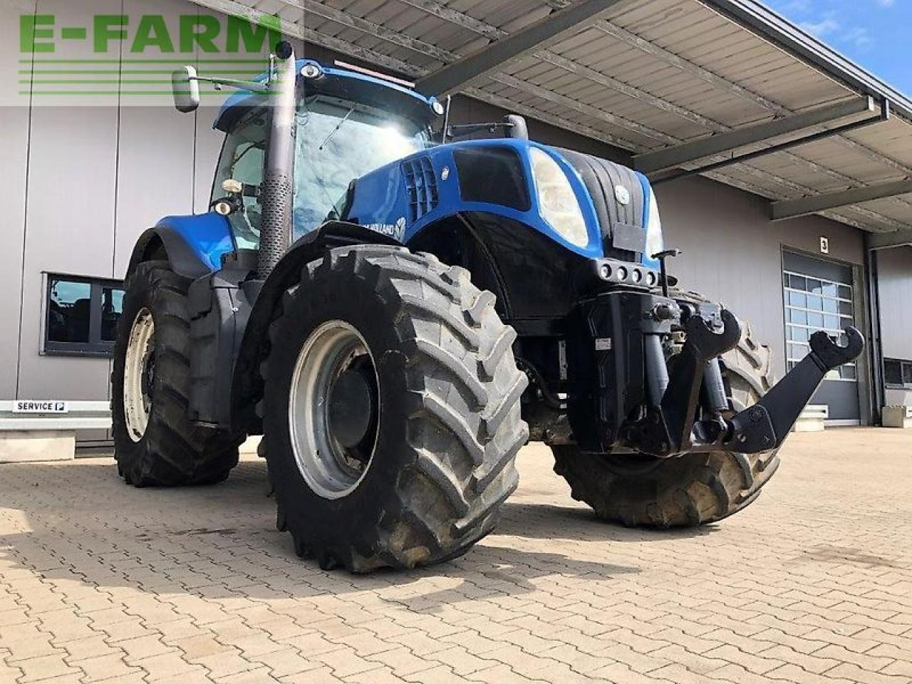 New Holland t8.360 - Farm tractor: picture 2 New Holland t8.360 - Farm tractor: picture 2