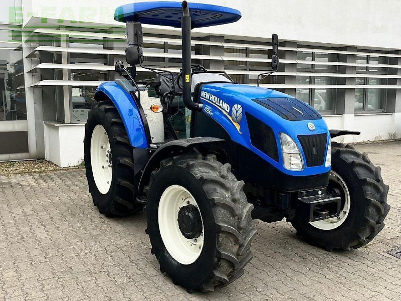 New Holland td 5.85 - Farm tractor: picture 4 New Holland td 5.85 - Farm tractor: picture 4