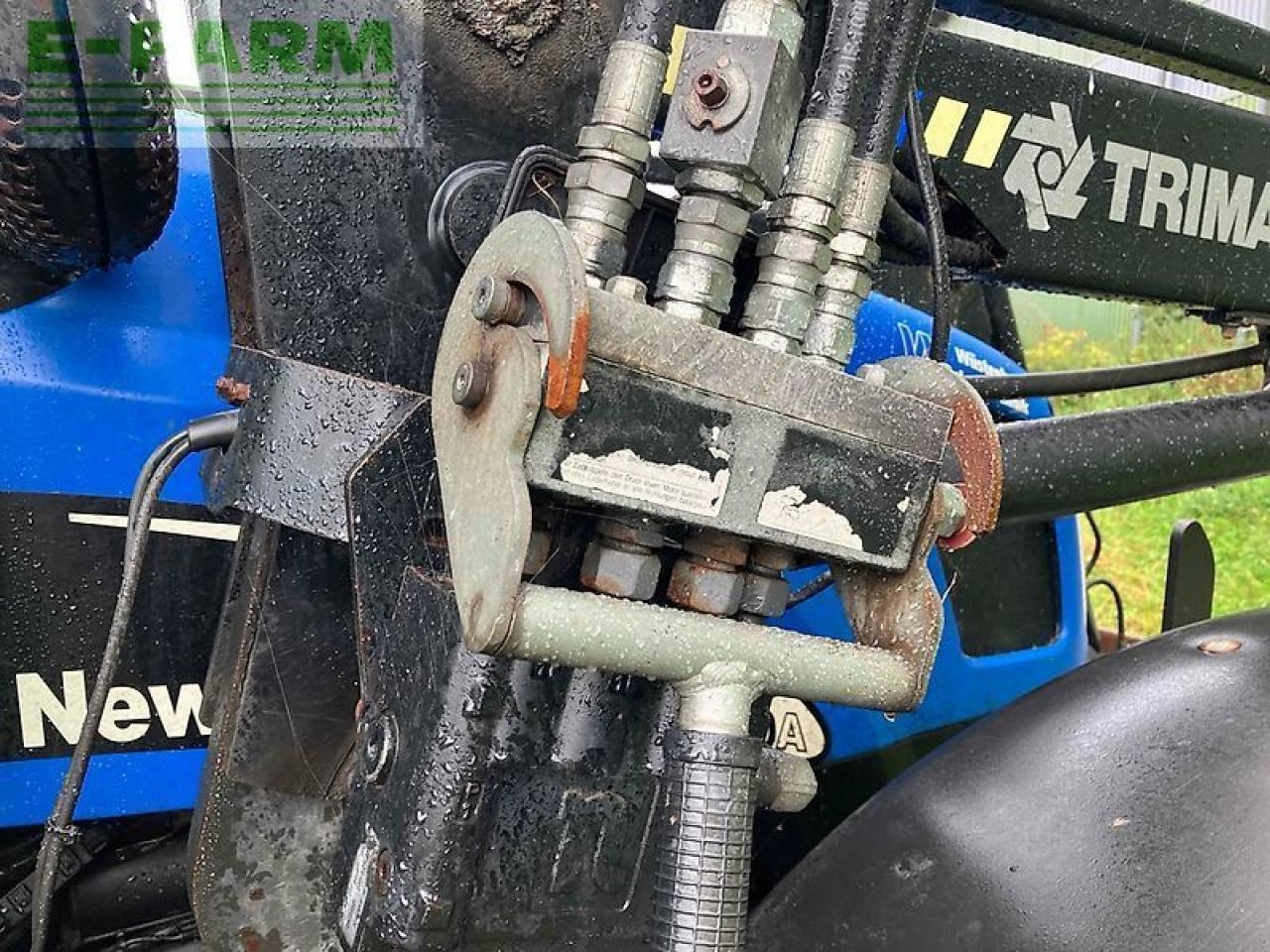New Holland tl 100 a A - Farm tractor: picture 5 New Holland tl 100 a A - Farm tractor: picture 5