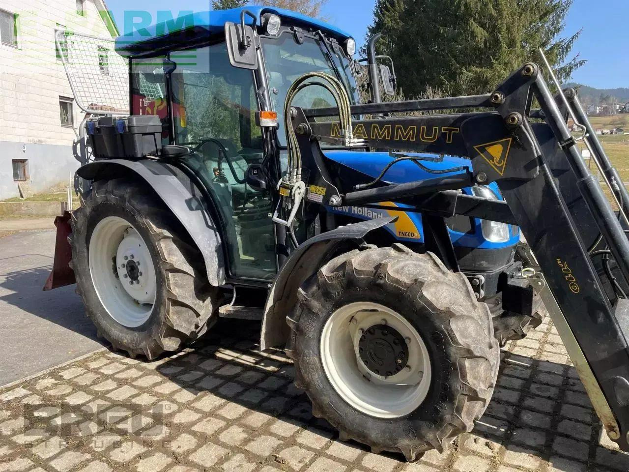 New Holland tn 60 da allrad DA - Farm tractor: picture 2 New Holland tn 60 da allrad DA - Farm tractor: picture 2